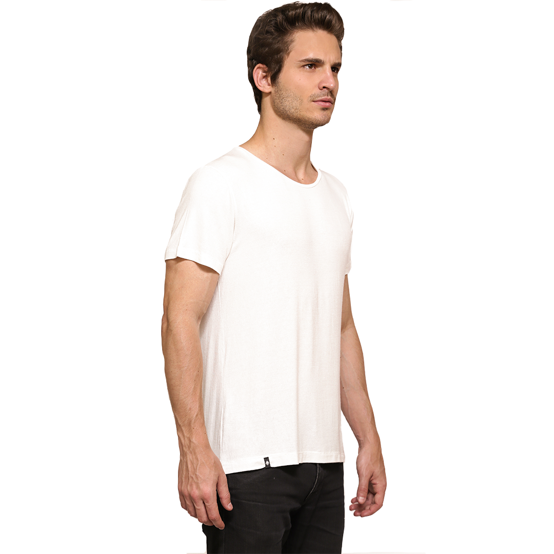 Camiseta Básica Lisa Branca OFF WHITE - Cravo Beachwear